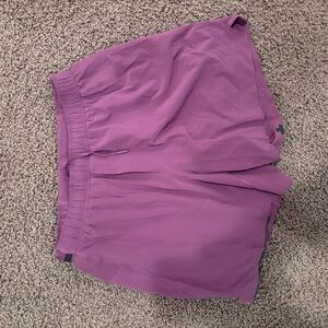 Lululemon men’s purple shorts L - 5in inseam